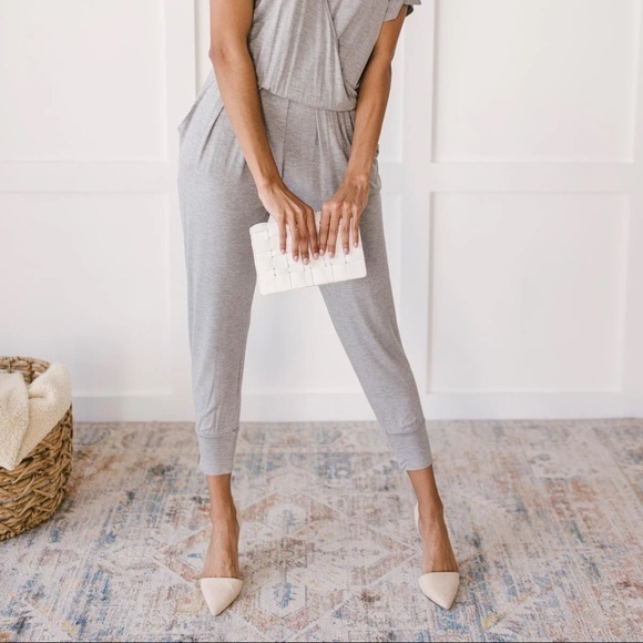 ALREADY READY JUMPSUIT IN GREY - Picture 13 of 14